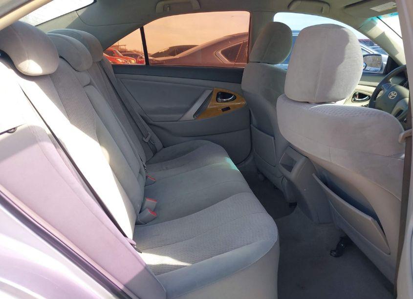 Photo 8 of 2011 Toyota Camry (VIN 4T4BF3EK6BR105724)