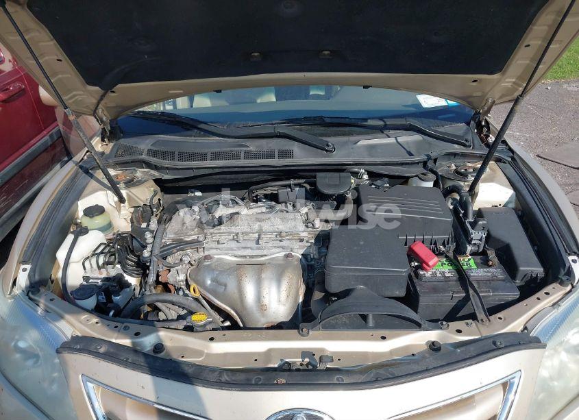 Photo 10 of 2011 Toyota Camry LE (VIN 4T4BF3EK6BR111698)