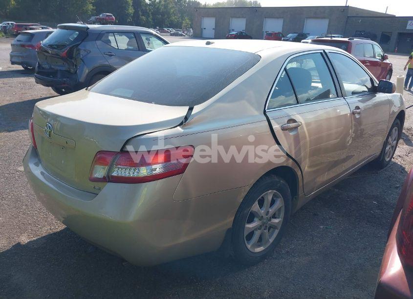 Photo 4 of 2011 Toyota Camry LE (VIN 4T4BF3EK6BR111698)