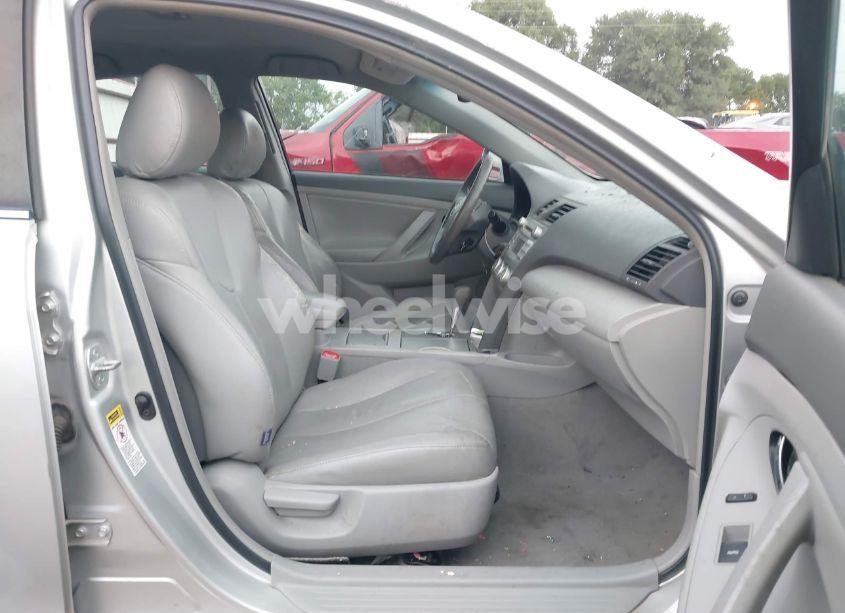 Photo 5 of 2011 Toyota Camry (VIN 4T4BF3EK6BR113757)