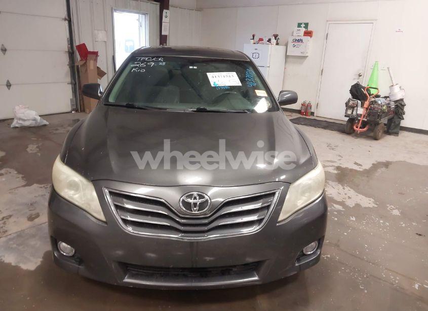 Photo 12 of 2011 Toyota Camry XLE (VIN 4T4BF3EK6BR117789)