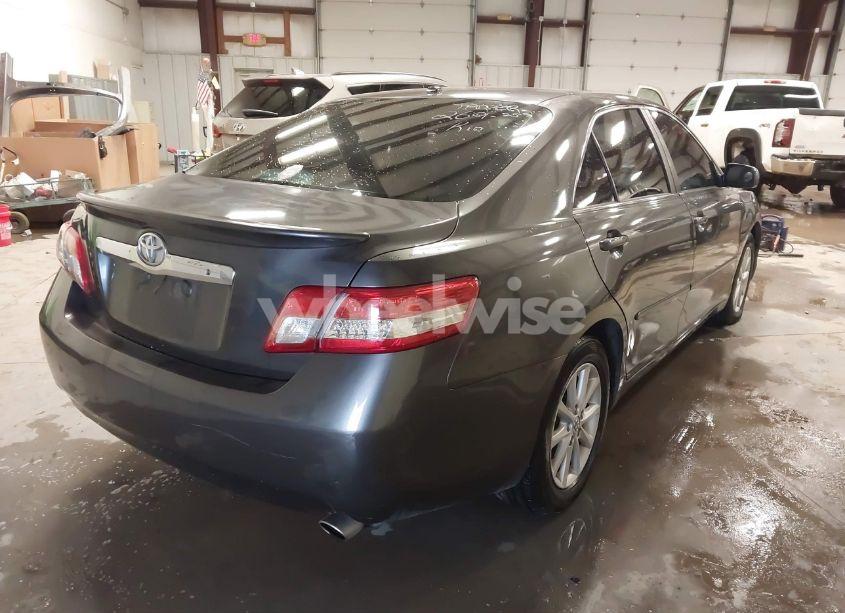Photo 4 of 2011 Toyota Camry XLE (VIN 4T4BF3EK6BR117789)