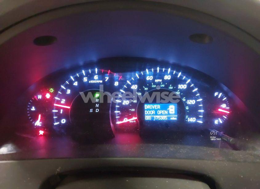 Photo 7 of 2011 Toyota Camry XLE (VIN 4T4BF3EK6BR117789)