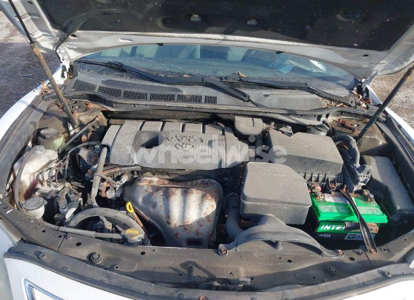 Photo 10 of 2011 Toyota Camry LE (VIN 4T4BF3EK6BR126895)