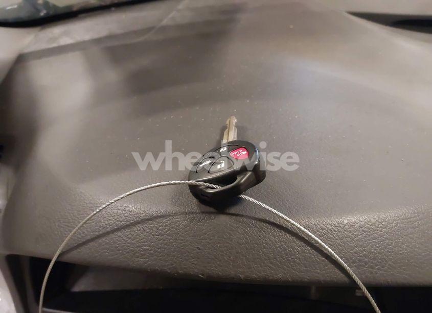 Photo 11 of 2011 Toyota Camry LE (VIN 4T4BF3EK6BR145351)