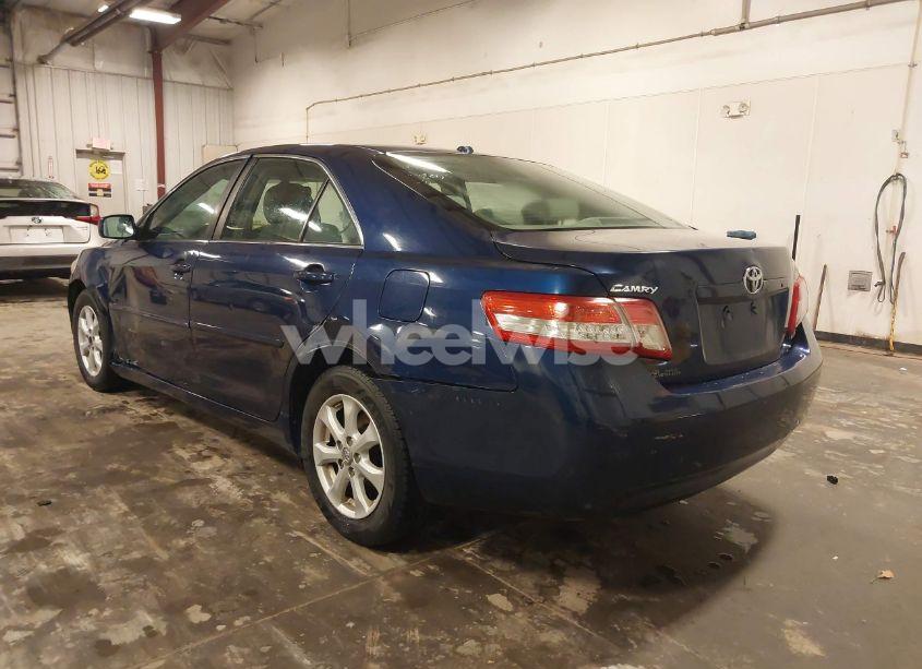 Photo 3 of 2011 Toyota Camry LE (VIN 4T4BF3EK6BR145351)