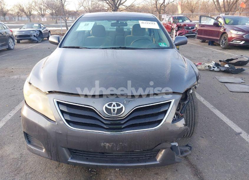 Photo 13 of 2011 Toyota Camry LE (VIN 4T4BF3EK6BR146662)