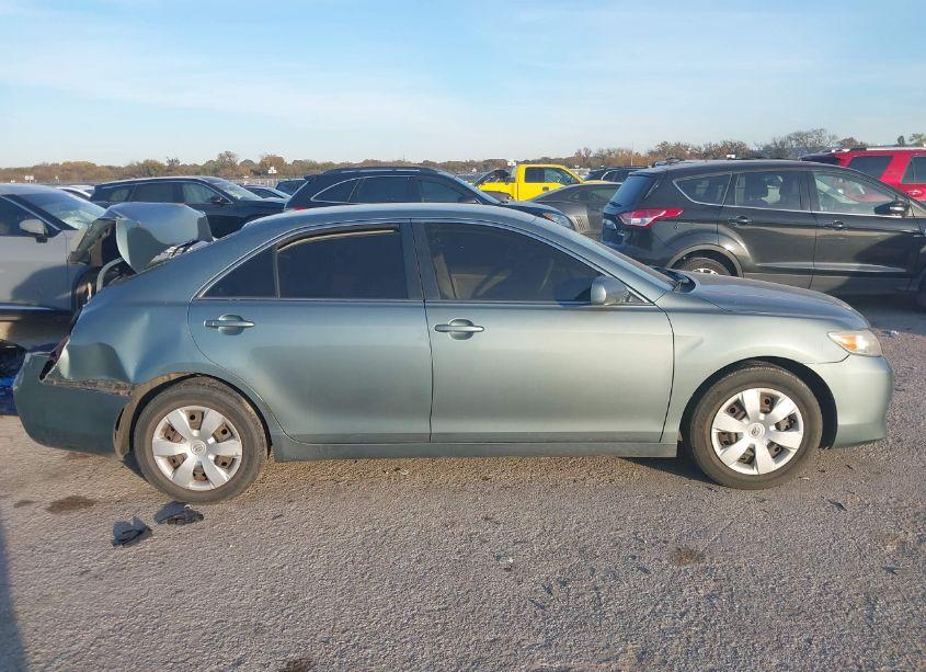 Photo 13 of 2011 Toyota Camry LE (VIN 4T4BF3EK6BR152509)