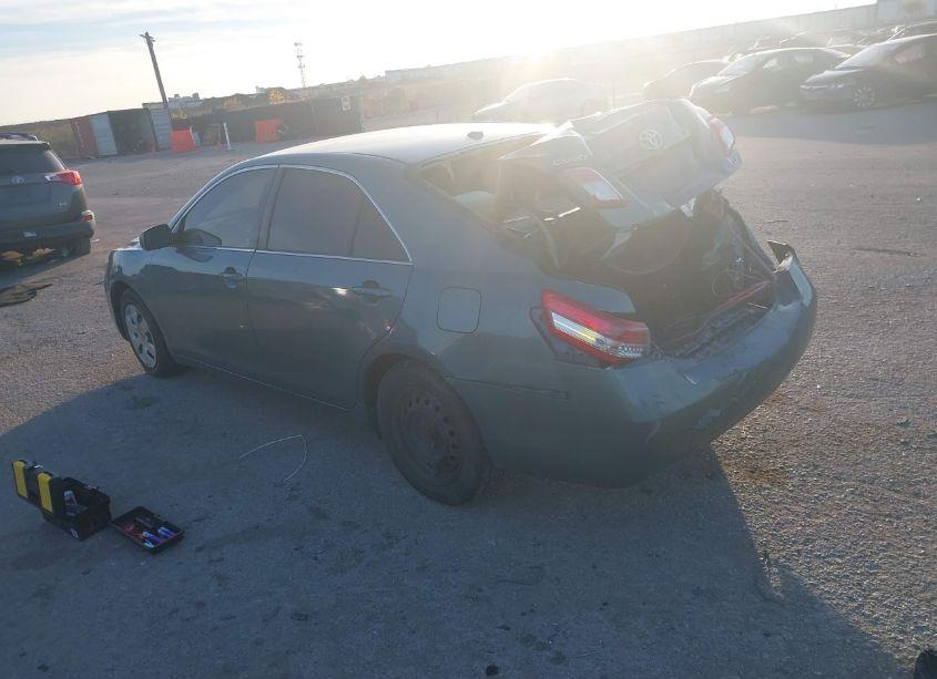 Photo 3 of 2011 Toyota Camry LE (VIN 4T4BF3EK6BR152509)