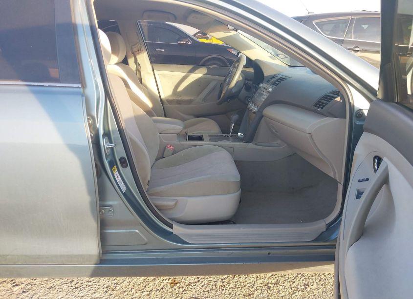 Photo 5 of 2011 Toyota Camry LE (VIN 4T4BF3EK6BR152509)