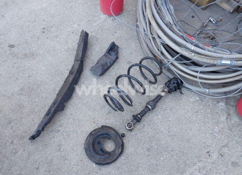 Photo 11 of 2011 Toyota Camry XLE (VIN 4T4BF3EK6BR177488)