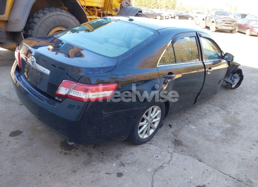 Photo 4 of 2011 Toyota Camry XLE (VIN 4T4BF3EK6BR177488)