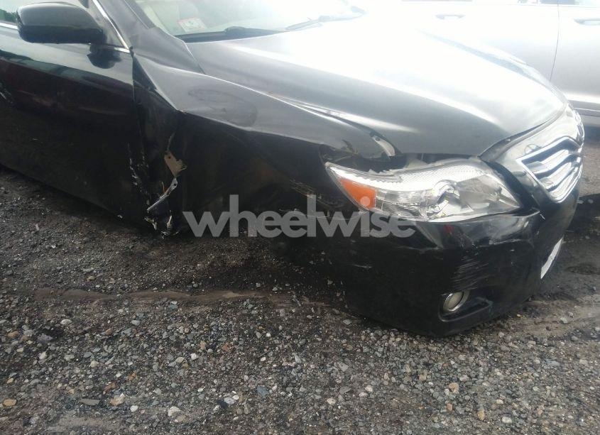 Photo 6 of 2011 Toyota Camry XLE (VIN 4T4BF3EK6BR177488)