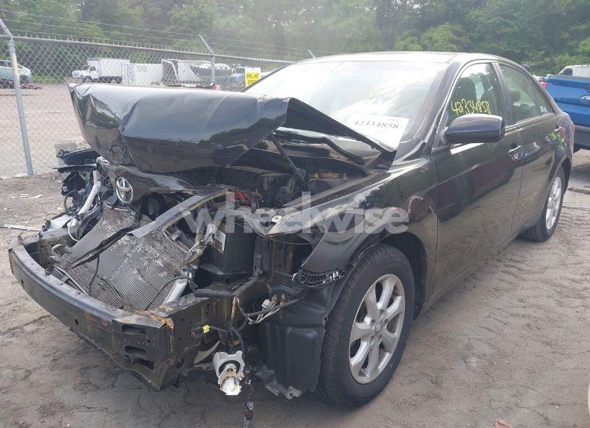 Photo 2 of 2011 Toyota Camry LE/SE/XLE (VIN 4T4BF3EK6BR182867)