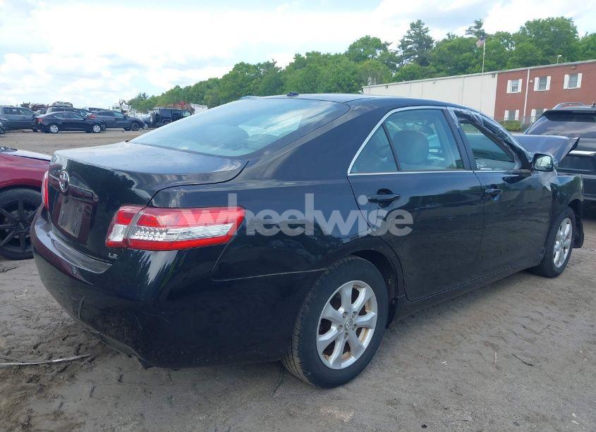 Photo 4 of 2011 Toyota Camry LE/SE/XLE (VIN 4T4BF3EK6BR182867)