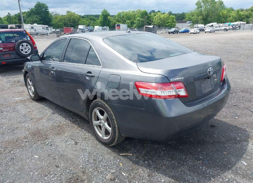 Photo 3 of 2011 Toyota Camry LE (VIN 4T4BF3EK6BR215382)