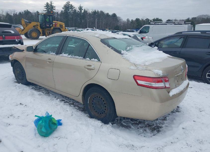 Photo 3 of 2010 Toyota Camry LE (VIN 4T4BF3EK7AR004416)