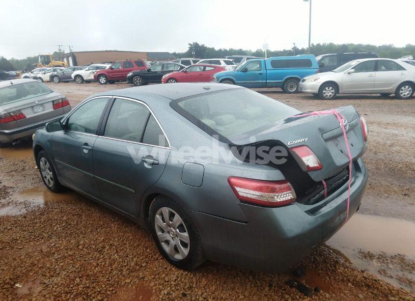 Photo 3 of 2010 Toyota Camry LE (VIN 4T4BF3EK7AR005565)