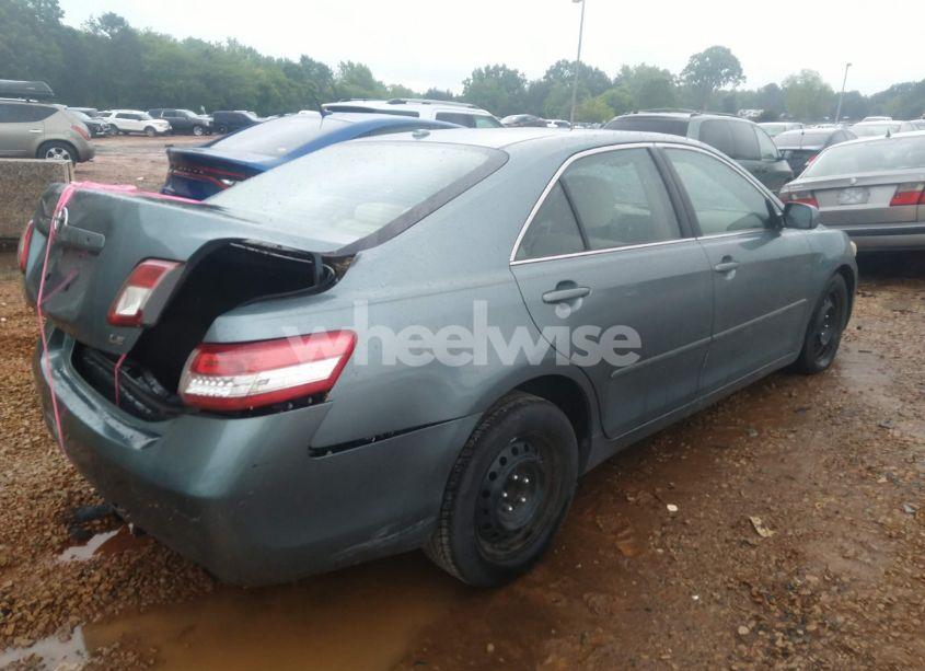 Photo 4 of 2010 Toyota Camry LE (VIN 4T4BF3EK7AR005565)