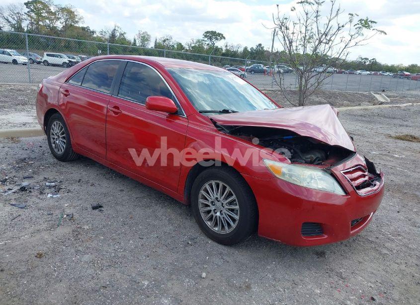 2010 Toyota Camry LE (VIN 4T4BF3EK7AR007011) main photo