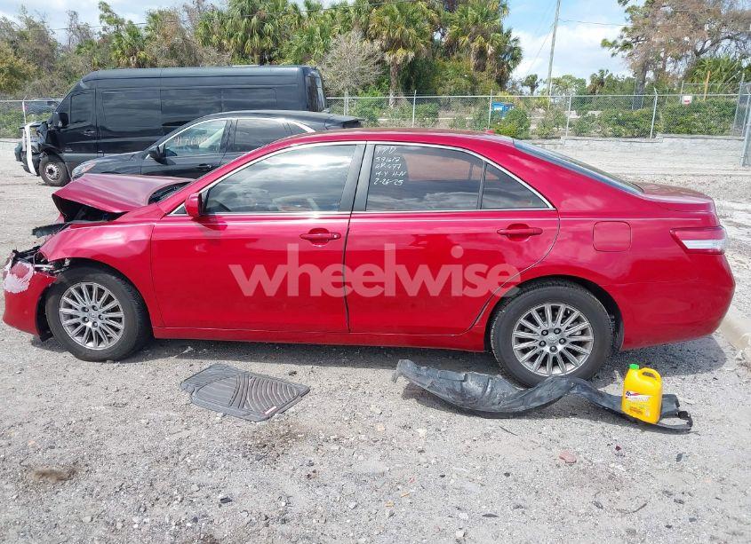 Photo 14 of 2010 Toyota Camry LE (VIN 4T4BF3EK7AR007011)