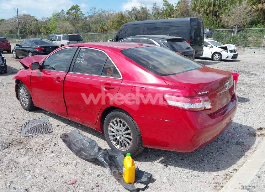 Photo 3 of 2010 Toyota Camry LE (VIN 4T4BF3EK7AR007011)