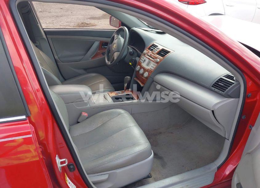 Photo 5 of 2010 Toyota Camry LE (VIN 4T4BF3EK7AR007011)