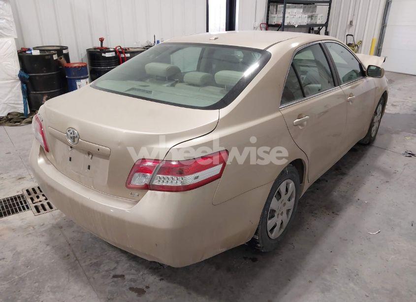 Photo 4 of 2010 Toyota Camry LE (VIN 4T4BF3EK7AR009860)