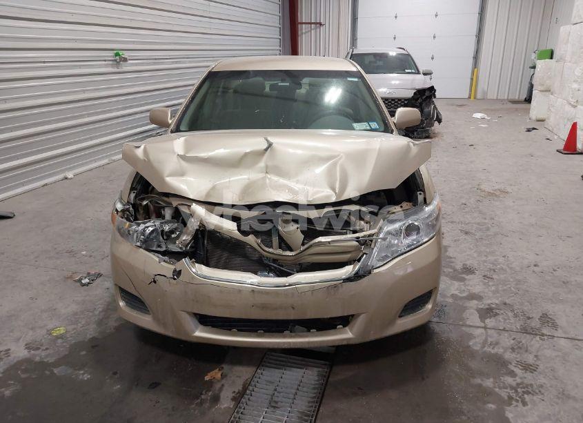 Photo 6 of 2010 Toyota Camry LE (VIN 4T4BF3EK7AR009860)