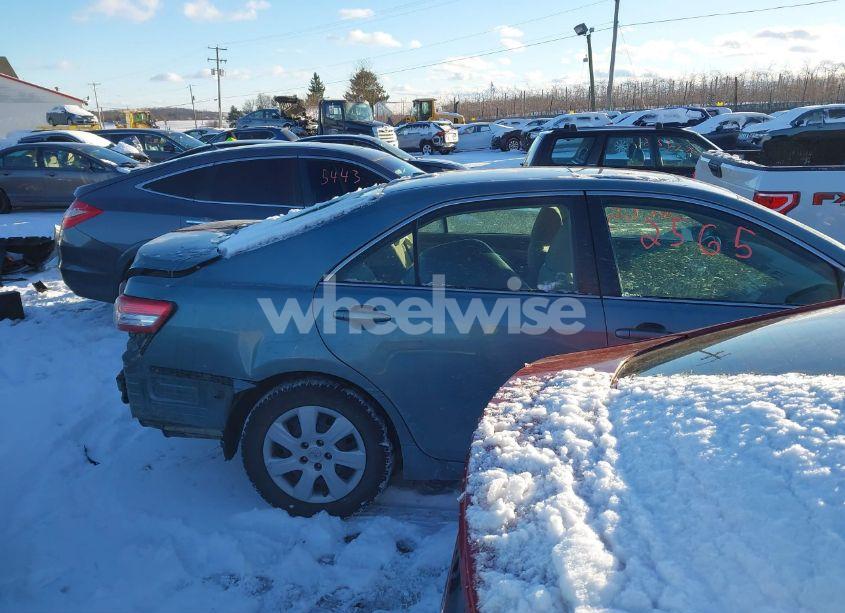 Photo 13 of 2010 Toyota Camry LE (VIN 4T4BF3EK7AR013861)