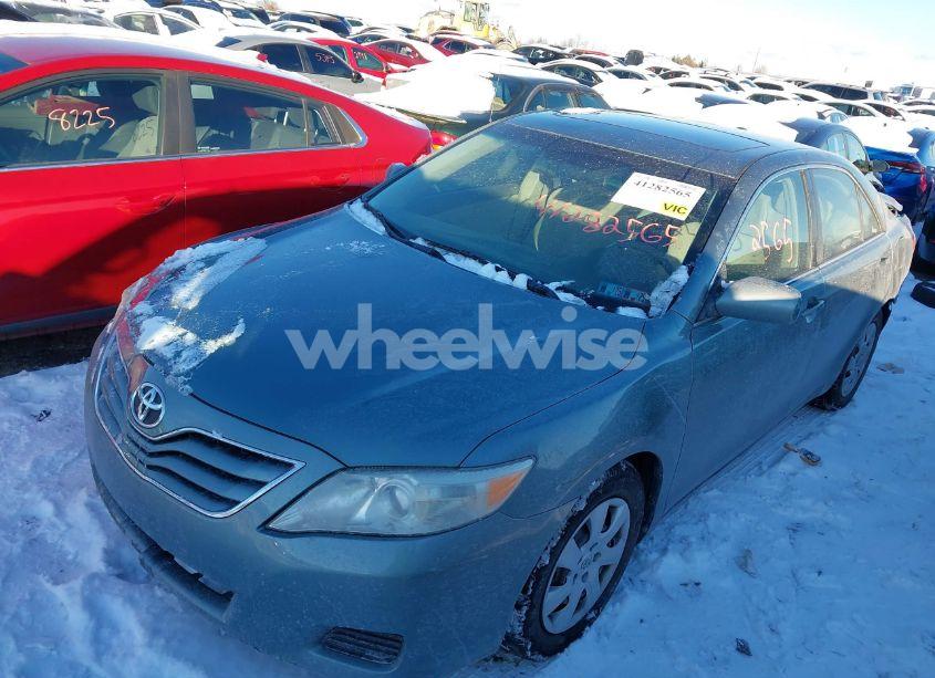 Photo 2 of 2010 Toyota Camry LE (VIN 4T4BF3EK7AR013861)