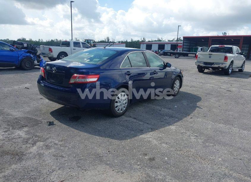 Photo 4 of 2010 Toyota Camry LE (VIN 4T4BF3EK7AR014945)