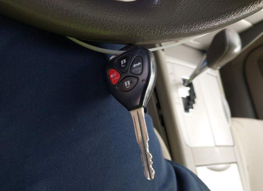 Photo 11 of 2010 Toyota Camry LE (VIN 4T4BF3EK7AR021085)