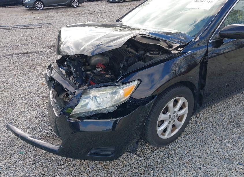 Photo 19 of 2010 Toyota Camry LE (VIN 4T4BF3EK7AR021085)