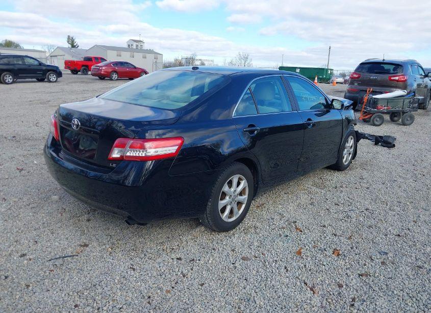 Photo 4 of 2010 Toyota Camry LE (VIN 4T4BF3EK7AR021085)