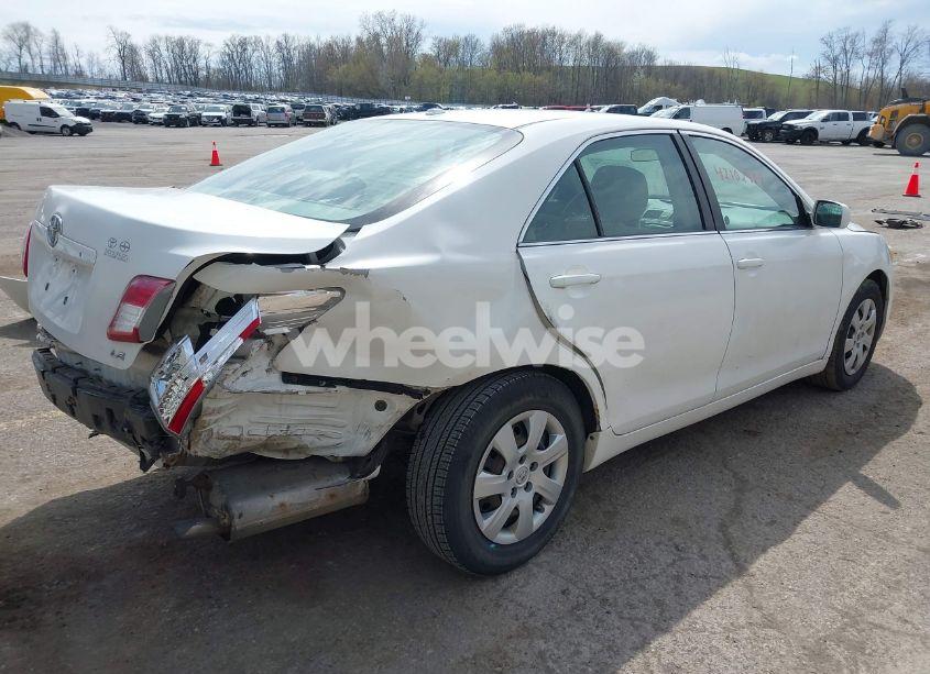 Photo 4 of 2010 Toyota Camry LE (VIN 4T4BF3EK7AR027601)