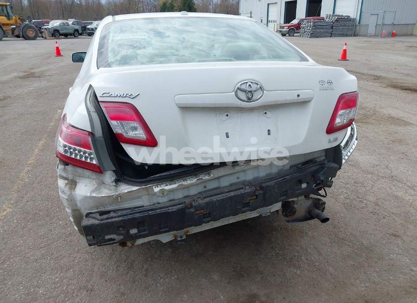 Photo 6 of 2010 Toyota Camry LE (VIN 4T4BF3EK7AR027601)