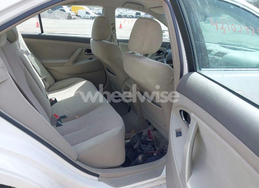Photo 8 of 2010 Toyota Camry LE (VIN 4T4BF3EK7AR027601)