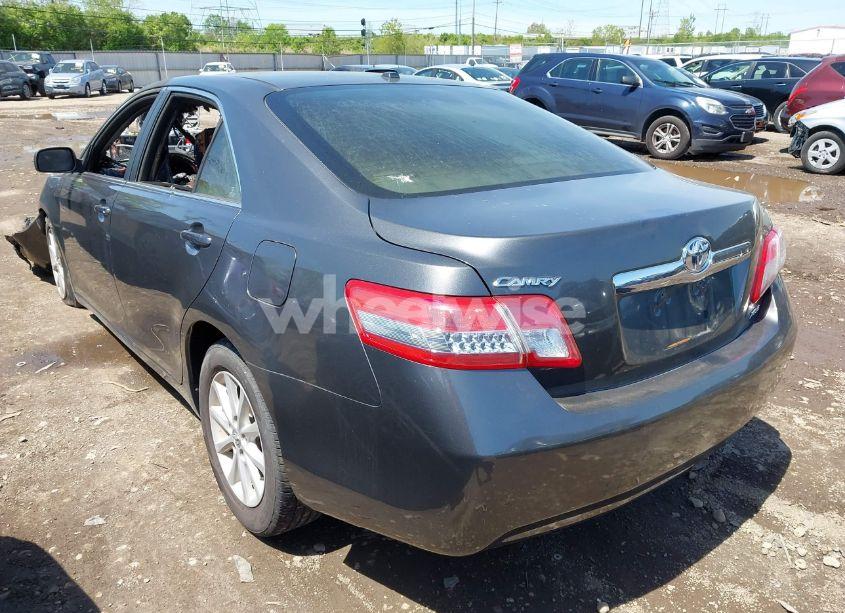 Photo 3 of 2010 Toyota Camry XLE (VIN 4T4BF3EK7AR037710)
