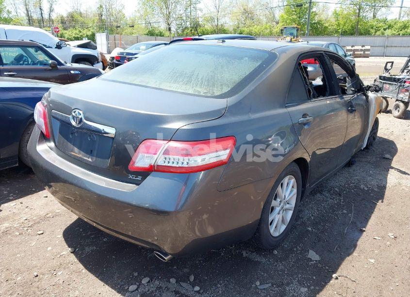 Photo 4 of 2010 Toyota Camry XLE (VIN 4T4BF3EK7AR037710)
