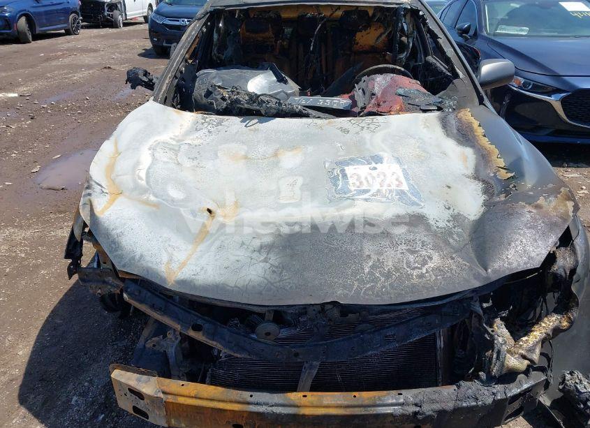 Photo 6 of 2010 Toyota Camry XLE (VIN 4T4BF3EK7AR037710)