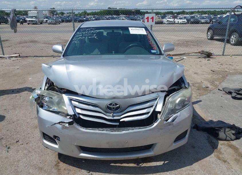Photo 12 of 2010 Toyota Camry LE (VIN 4T4BF3EK7AR053583)