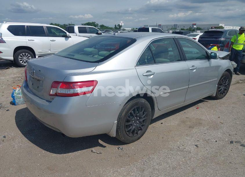 Photo 4 of 2010 Toyota Camry LE (VIN 4T4BF3EK7AR053583)