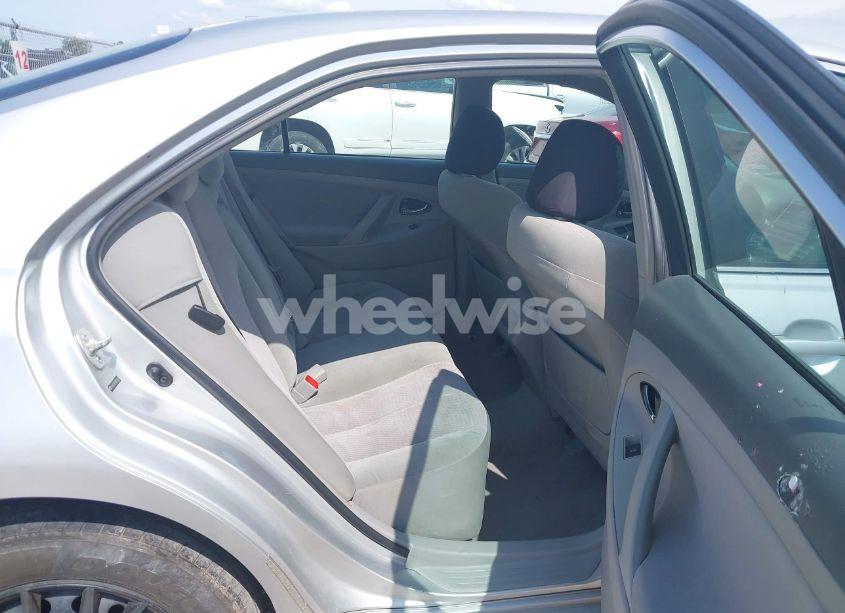 Photo 8 of 2010 Toyota Camry LE (VIN 4T4BF3EK7AR053583)