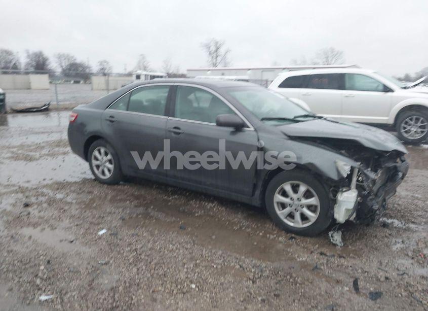 2010 Toyota Camry LE (VIN 4T4BF3EK7AR068620) main photo