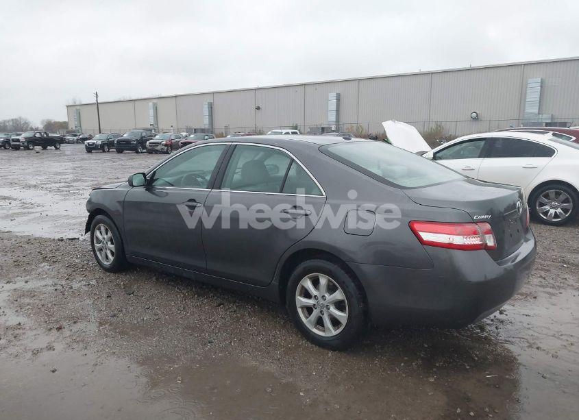 Photo 3 of 2010 Toyota Camry LE (VIN 4T4BF3EK7AR068620)