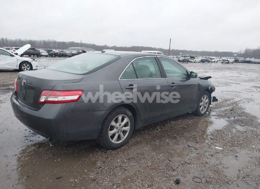 Photo 4 of 2010 Toyota Camry LE (VIN 4T4BF3EK7AR068620)