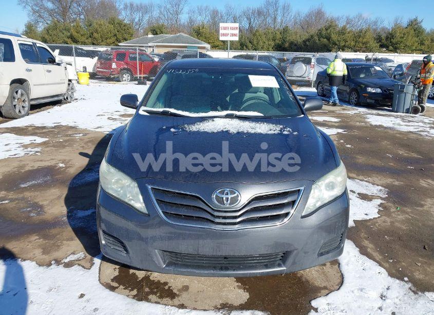 Photo 12 of 2011 Toyota Camry LE (VIN 4T4BF3EK7BR093843)