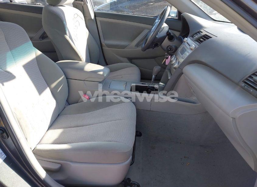 Photo 5 of 2011 Toyota Camry LE (VIN 4T4BF3EK7BR093843)