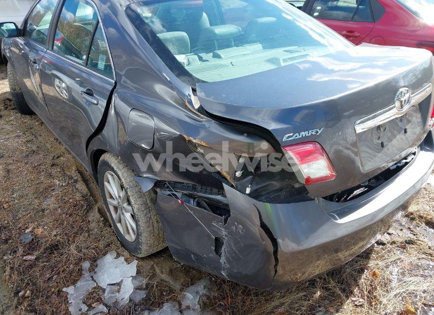 Photo 6 of 2011 Toyota Camry XLE (VIN 4T4BF3EK7BR094250)